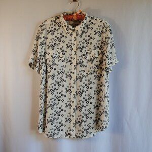 Black White Flower Short Sleeve Button Up Collar Blouse - Ann Taylor Loft (XL)